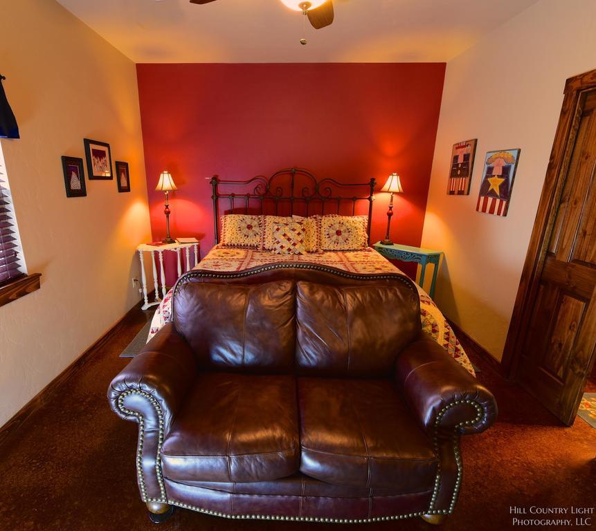 Lazy T Bed And Breakfast Fredericksburg Dış mekan fotoğraf