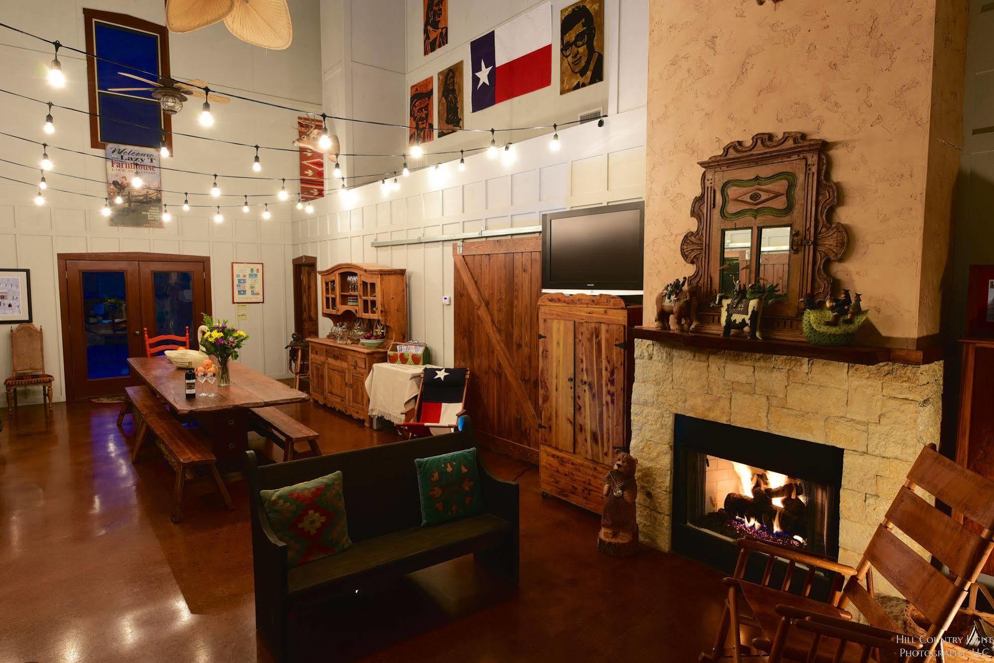 Lazy T Bed And Breakfast Fredericksburg Dış mekan fotoğraf